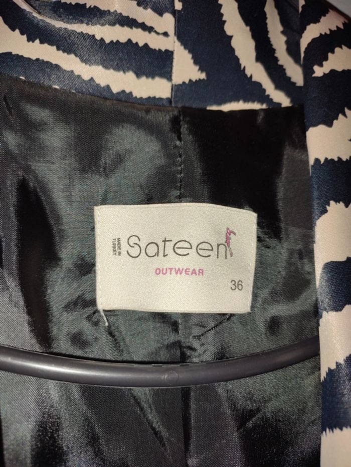 Ensemble tailleur Sateen taille 36 - photo numéro 3