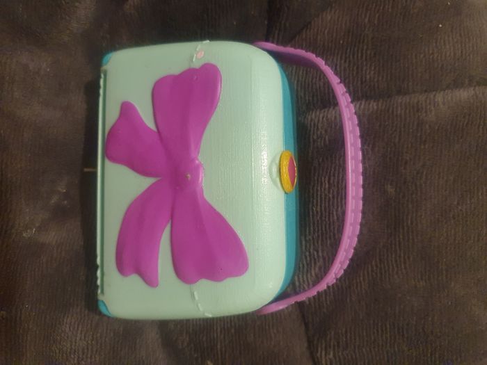 Polly pocket