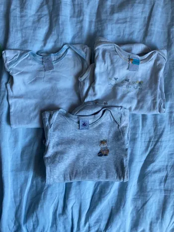 Lot 3 bodies manches longues 18 mois