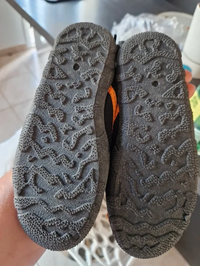 Chaussures de plage surf 29/30 - photo numéro 3