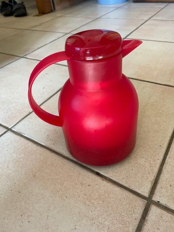 Carafe Isotherme Tupperware - Rouge Éclatant