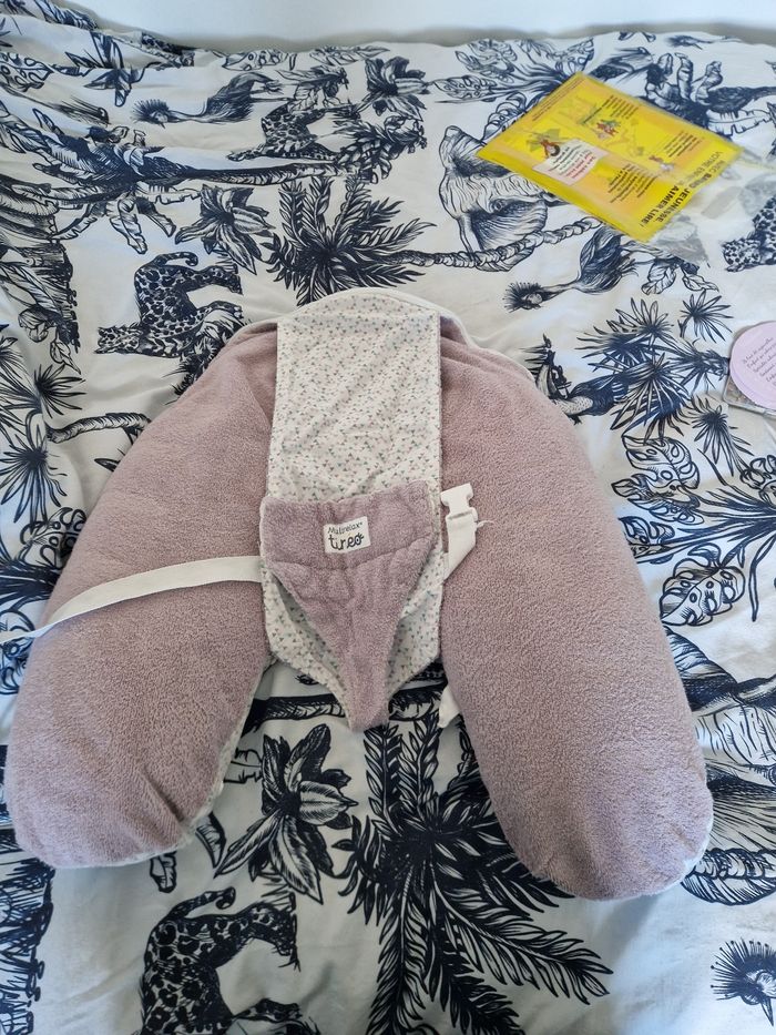 Lot 2 coussins d'allaitement - photo numéro 6