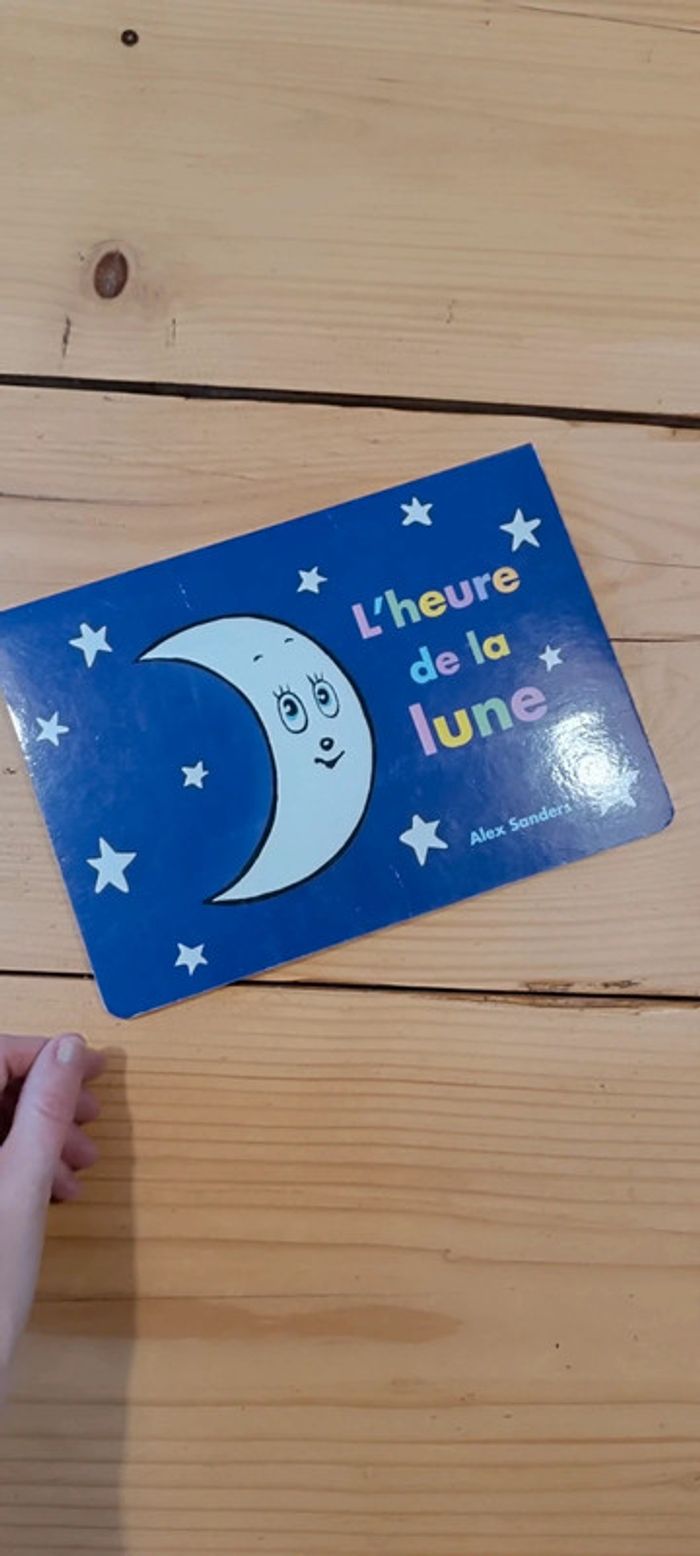 Livre pour petits l'heure de la lune