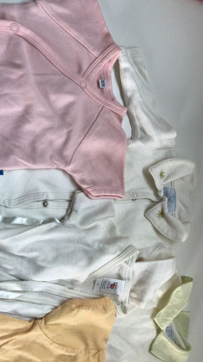 Lot naissance taille 1 mois 5 articles - photo numéro 3