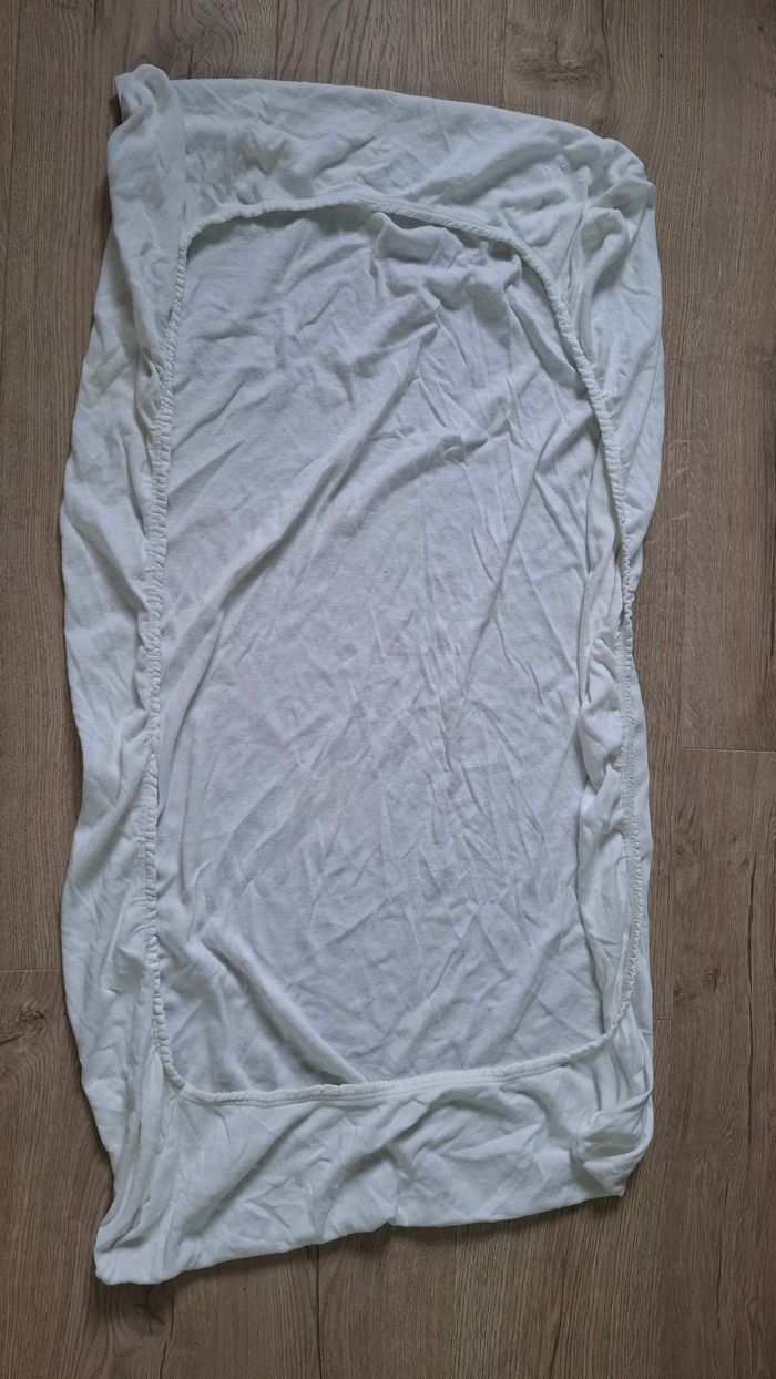 Drap housse blanc 60x100 TBE