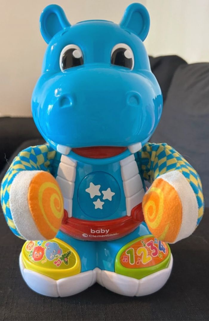 Hippopotame danseur