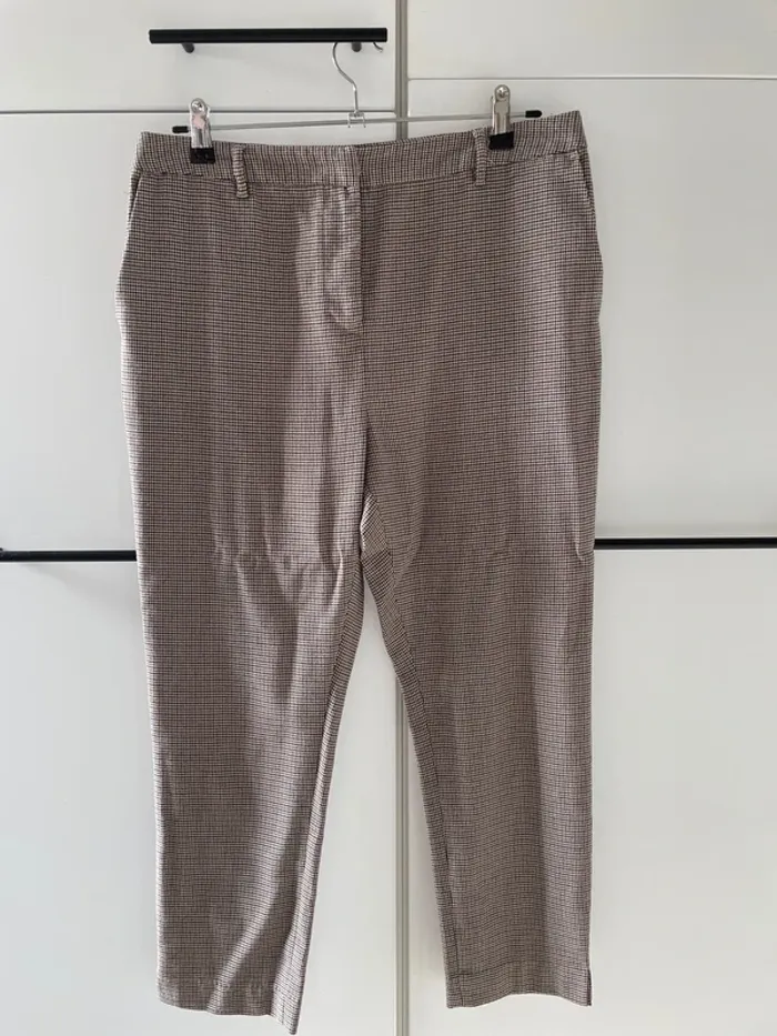 Joli pantalon cigarette automnale