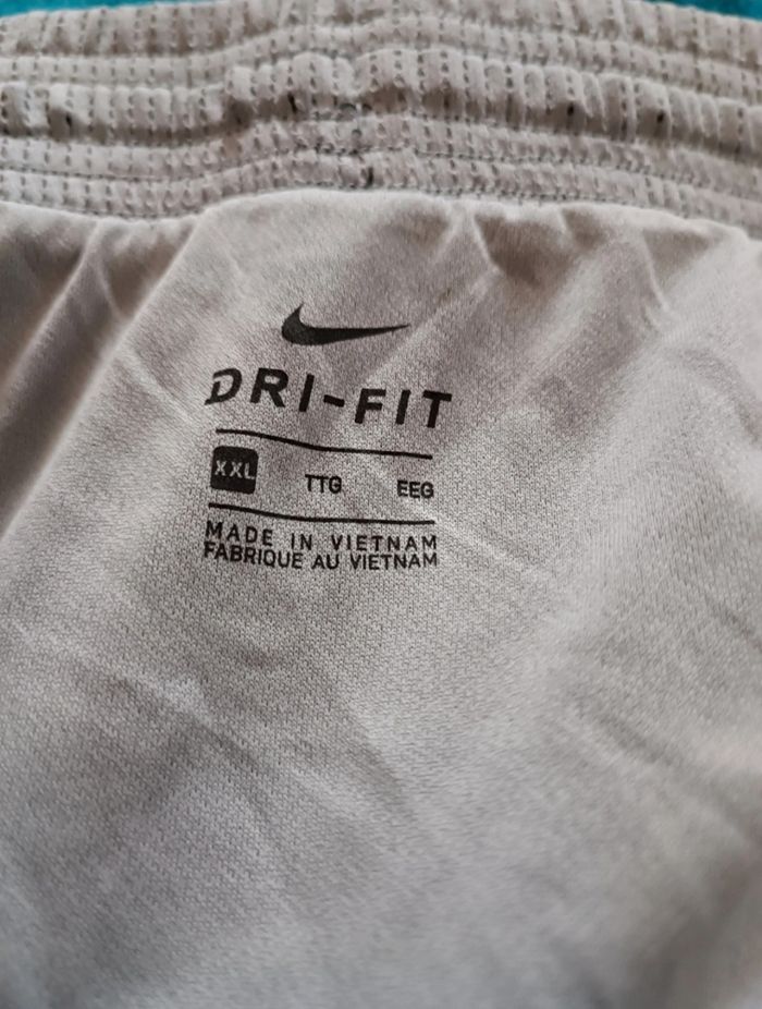 Short de running femme Nike Dri-Fit - photo numéro 6