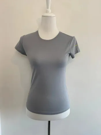 T-shirt de sport Nike femme Dri-fit taille XS bleu gris super état