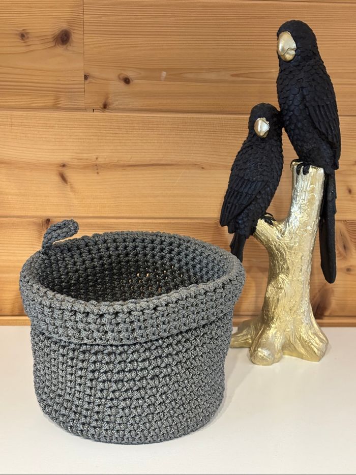 Panier de rangement tressé décoration gris