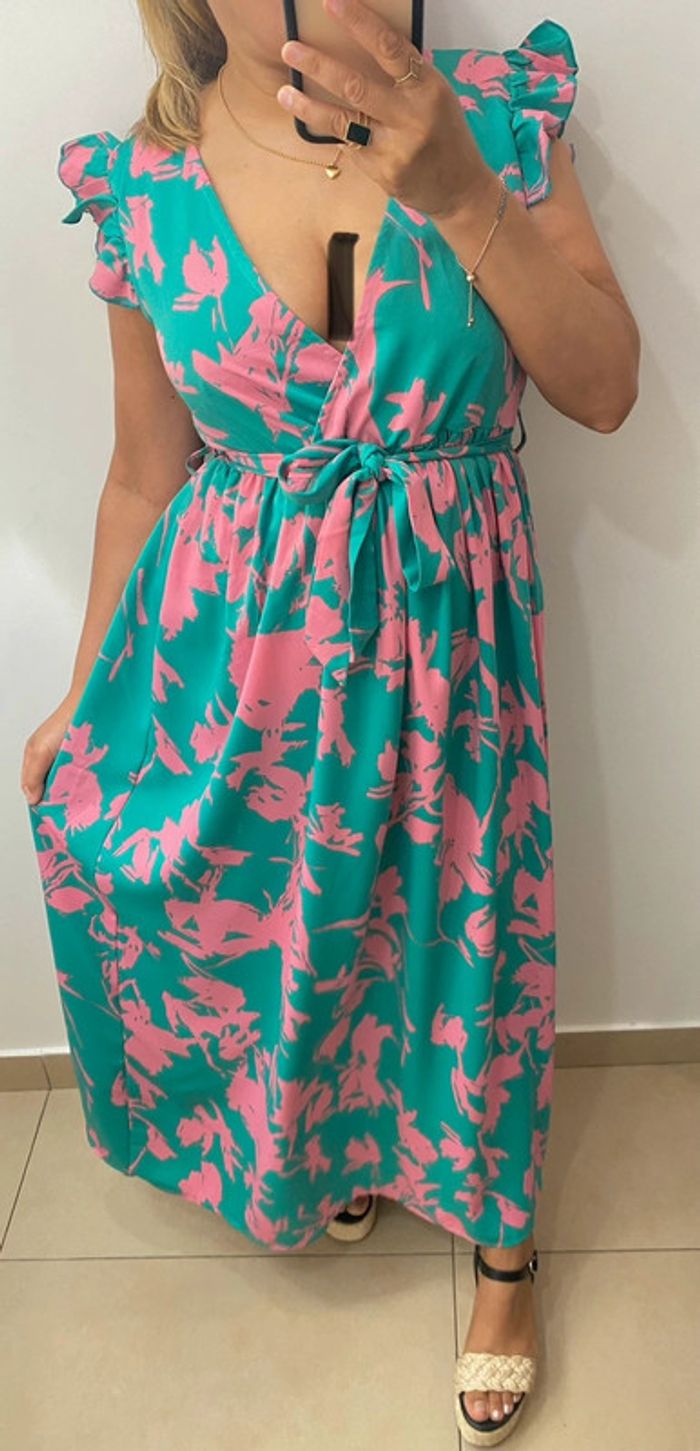 Robe longue imprimée avec ceinture Taille S-M - photo numéro 3
