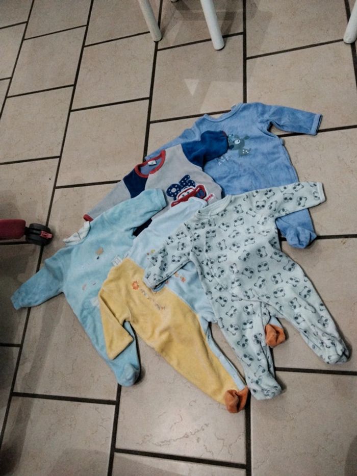 Lot de 5 pyjamas