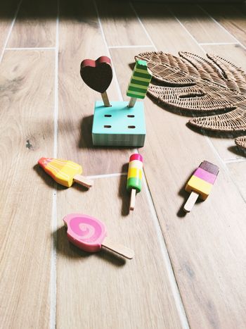 🍦Dinette esquimaux glaces sur socle en bois marque Le Toy van
