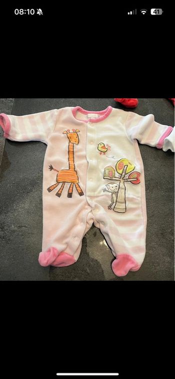 Pyjama Kitchoun très mignon taille 1 mois
