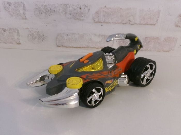 Voiture Hotwheels scorpion