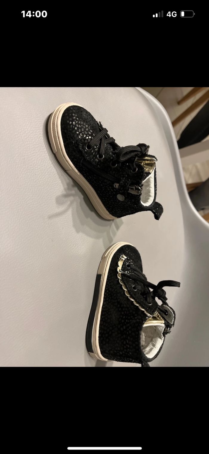 Chaussures primigi taille 20 extra souple premiers pas - photo numéro 4