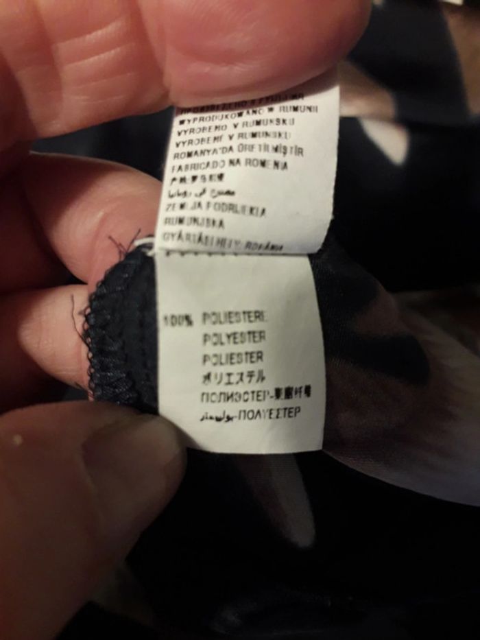 Sisley haut motif feuillage  taille M L = 40/42 - photo numéro 7