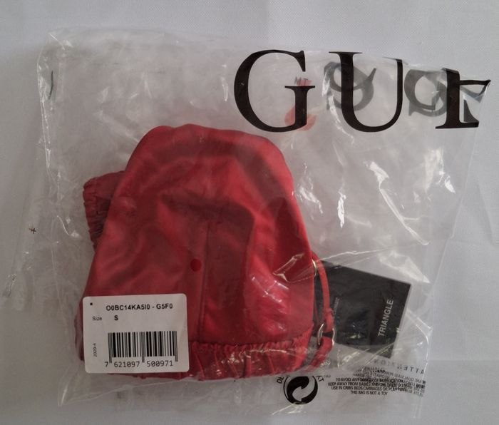 Soutien-gorge triangle rouge effet satiné - Guess - Neuf avec étiquette - photo numéro 10