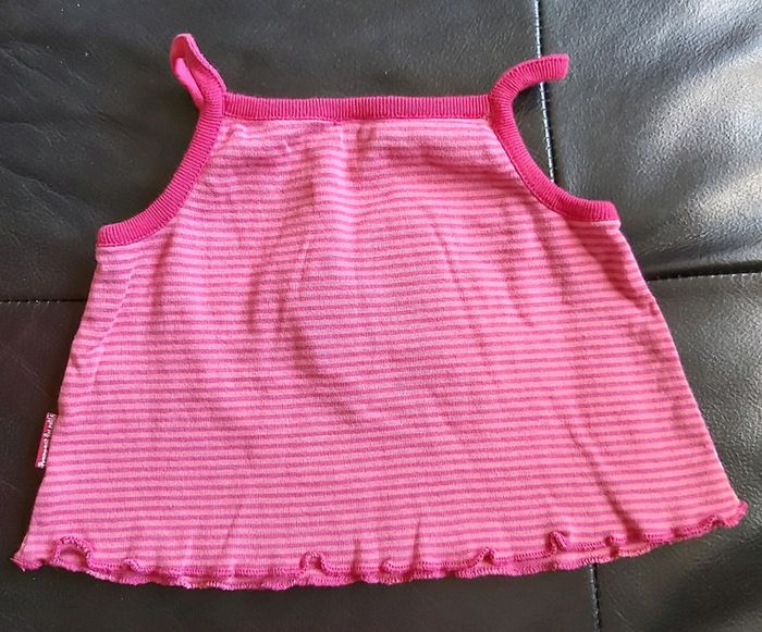 Tee-shirt fille sans manches 6 mois en très bon état (78) - photo numéro 3