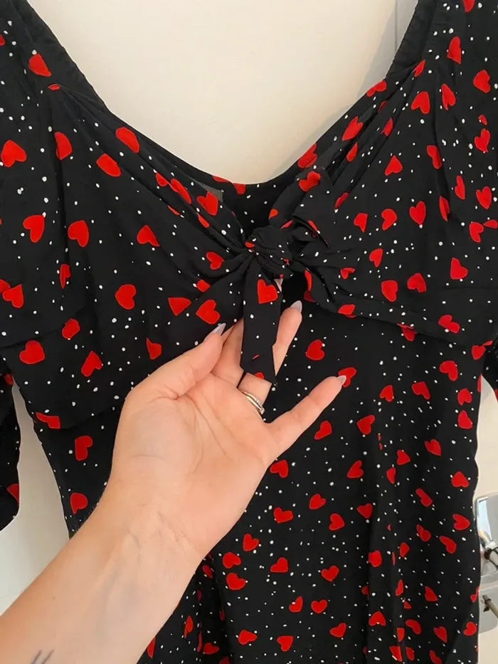Robe noire avec cœurs rouges The Kooples - photo numéro 3