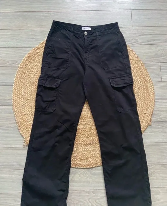 Pantalon cargo femme noir Zara Taille 40 - photo numéro 2