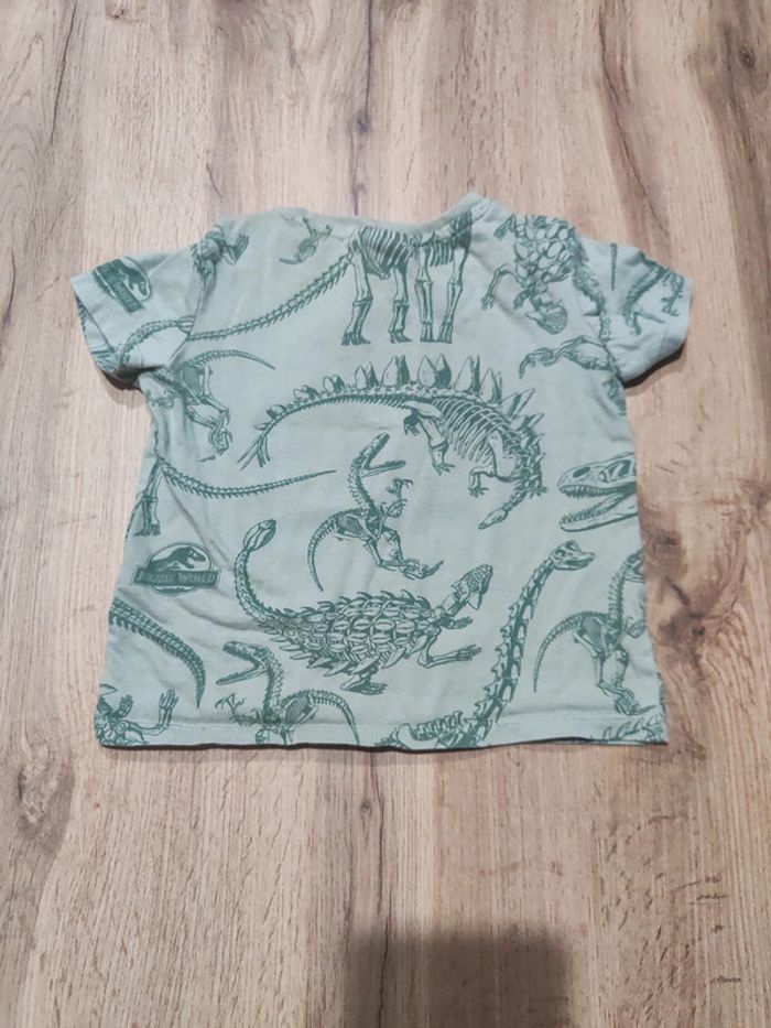 T-shirt Jurassic World baby saurus kaki 36 mois - photo numéro 3