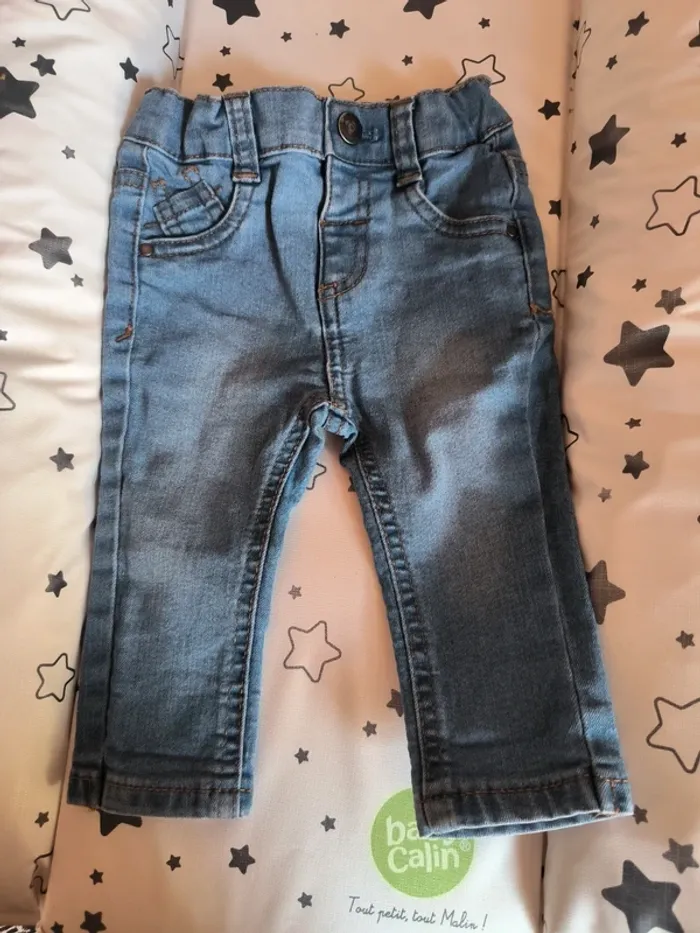 Jean bébé 6 mois