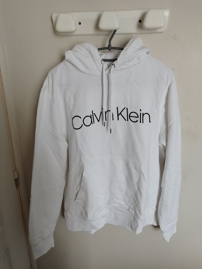 Sweat à capuche
