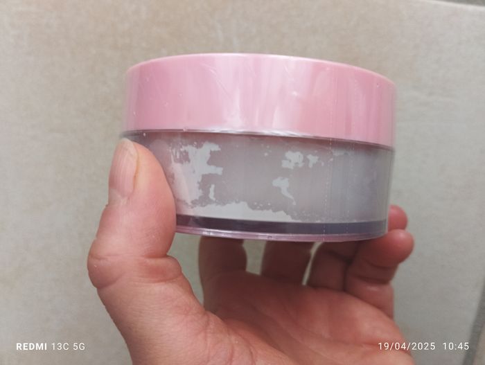 Poudre fixatrice vegan neuve - photo numéro 3