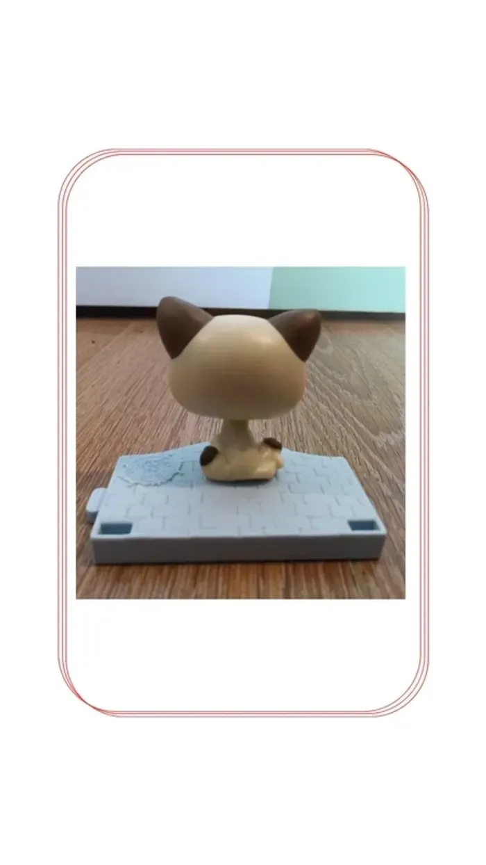 Figurine chat sur socle Littlest Pet Shop - Hasbro - photo numéro 3