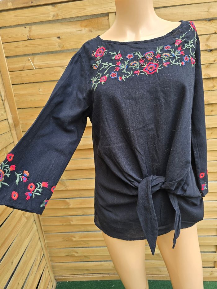 Tunique brodée 🍒Zara🍒 taille M - photo numéro 2