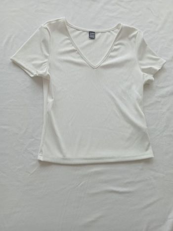 T shirts S