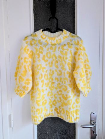 Pull léopard sezane jaune en laine manche bouffante taille 38 M