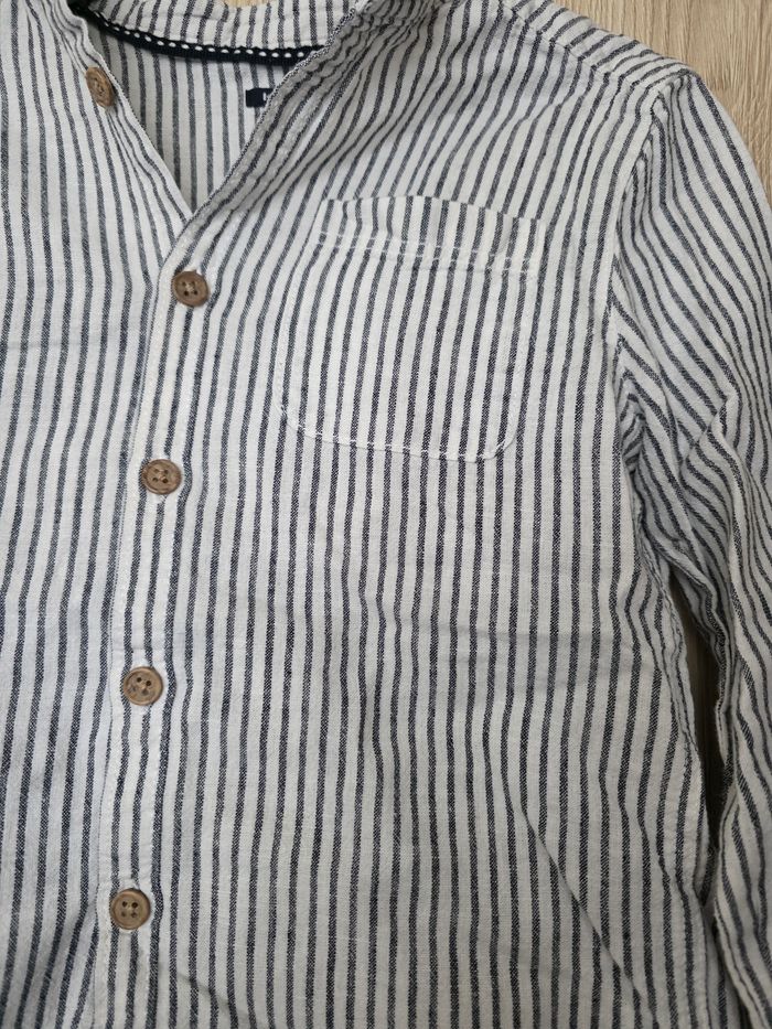 CHEMISE MANCHE LONGUE RAYURES BLANC/GRIS GARÇON 👦 KIABI 8ANS - photo numéro 3