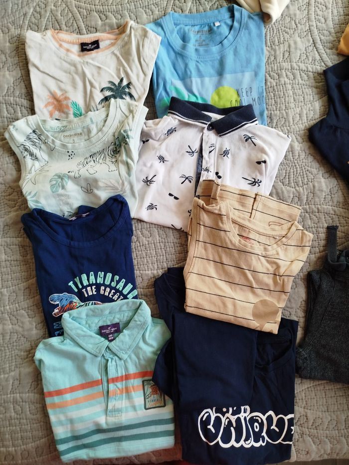 Lot vêtements 5 ans - photo numéro 3