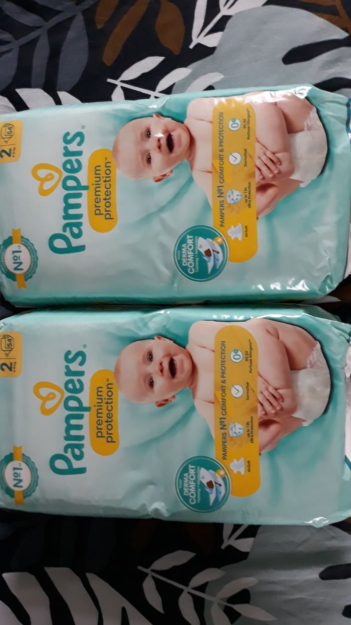 Couches pampers