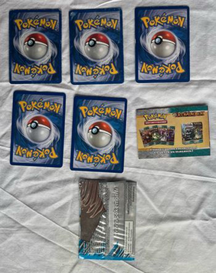 Lot de 44 cartes Pokémon + Booster vide + Livret + 1 Tazo Pokémon - photo numéro 10