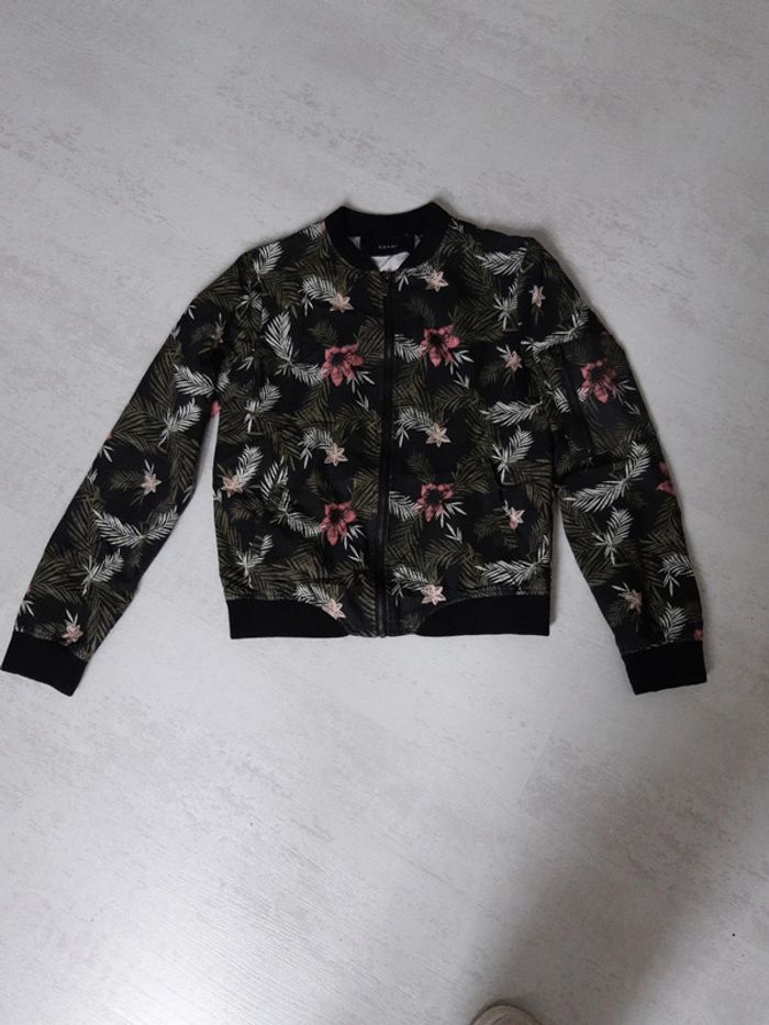 Blouson fleuri 12 ans
