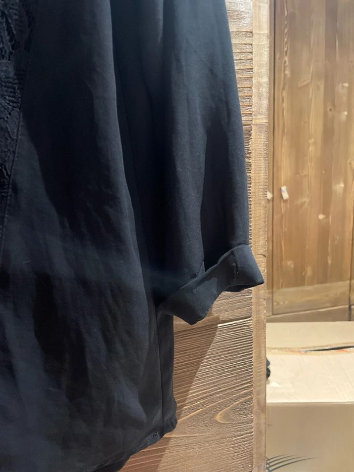 Blouse style sweat noir avec dentelle - photo numéro 3
