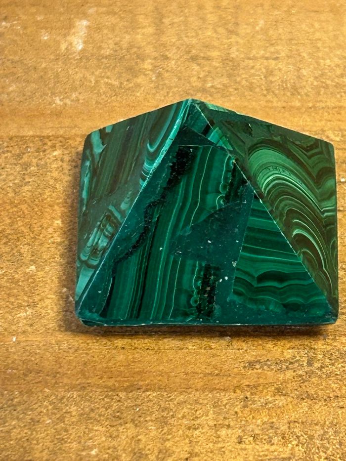 Pyramide en Malachite Authentique - Objet Spirituel pour la Maison ou le Bureau - photo numéro 10