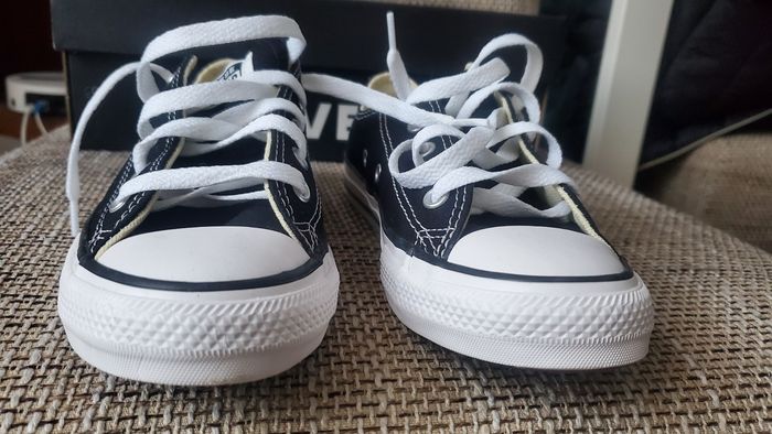 CONVERSE NEUVE NOIR T33 15€ - photo numéro 4