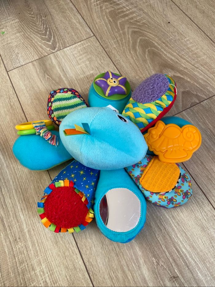 Peluche d’éveil  pieuvre Lamaze - photo numéro 2