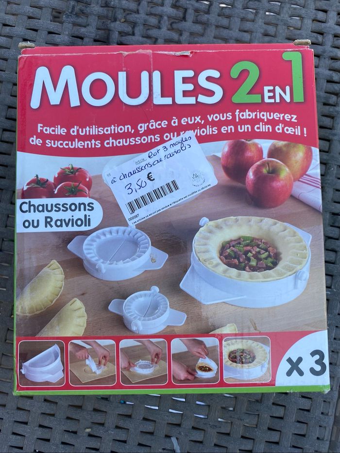 Lot de moules à chaussons - photo numéro 2