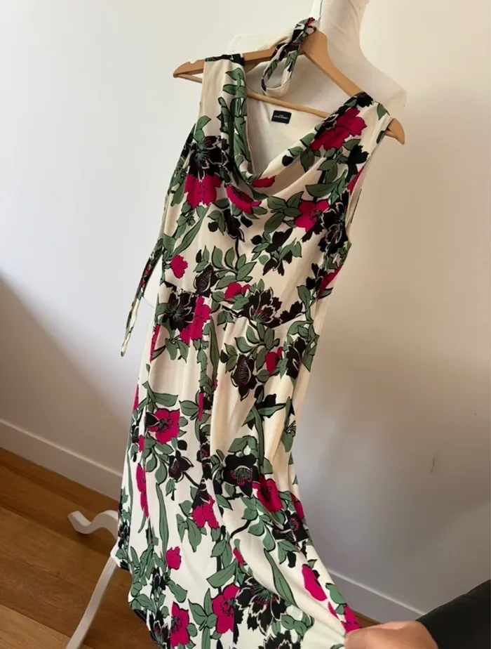 Jolie robe fleurie d’été 40/L - photo numéro 3