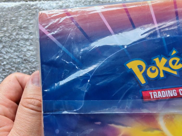 Display mini tins Pouvoir de Kanto 2025 Scellé - photo numéro 3