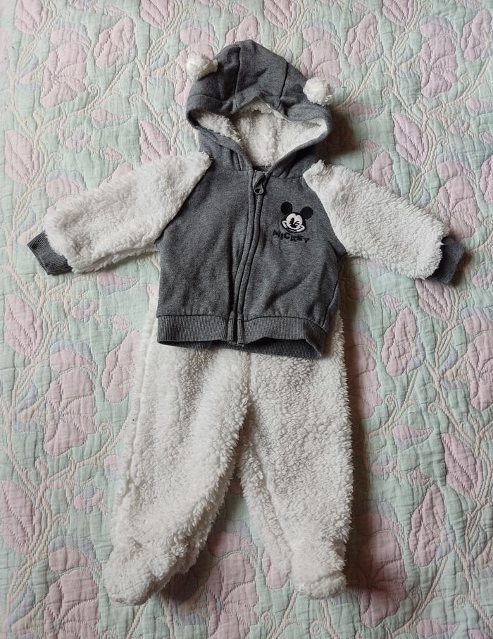Ensemble Mickey