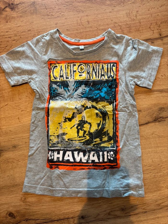 T-shirt gris garçon C&A 110 cm