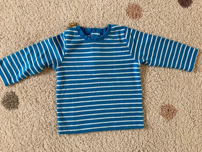 Tee-shirt manches longues neuf 9 mois
