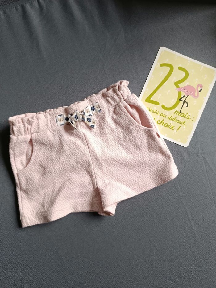 Short rose đź’• Taille 23 mois