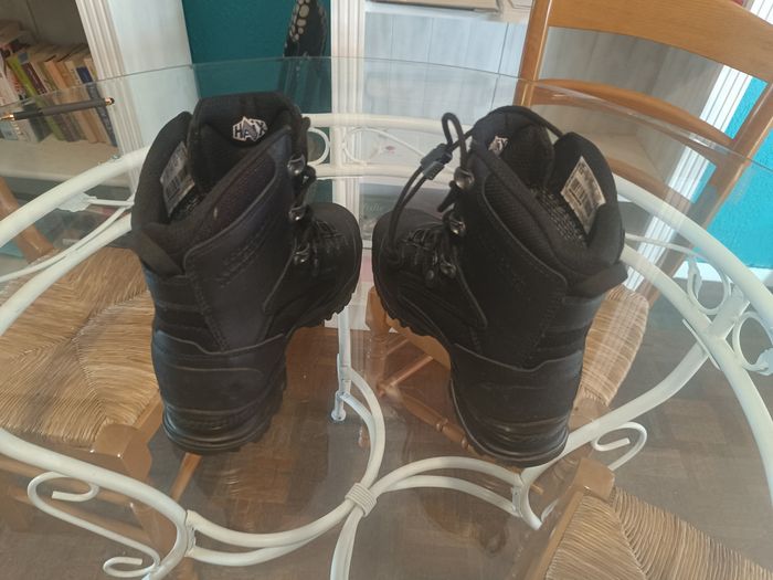 Chaussure haix scout Black taille 36. Prix 70€ - photo numéro 5